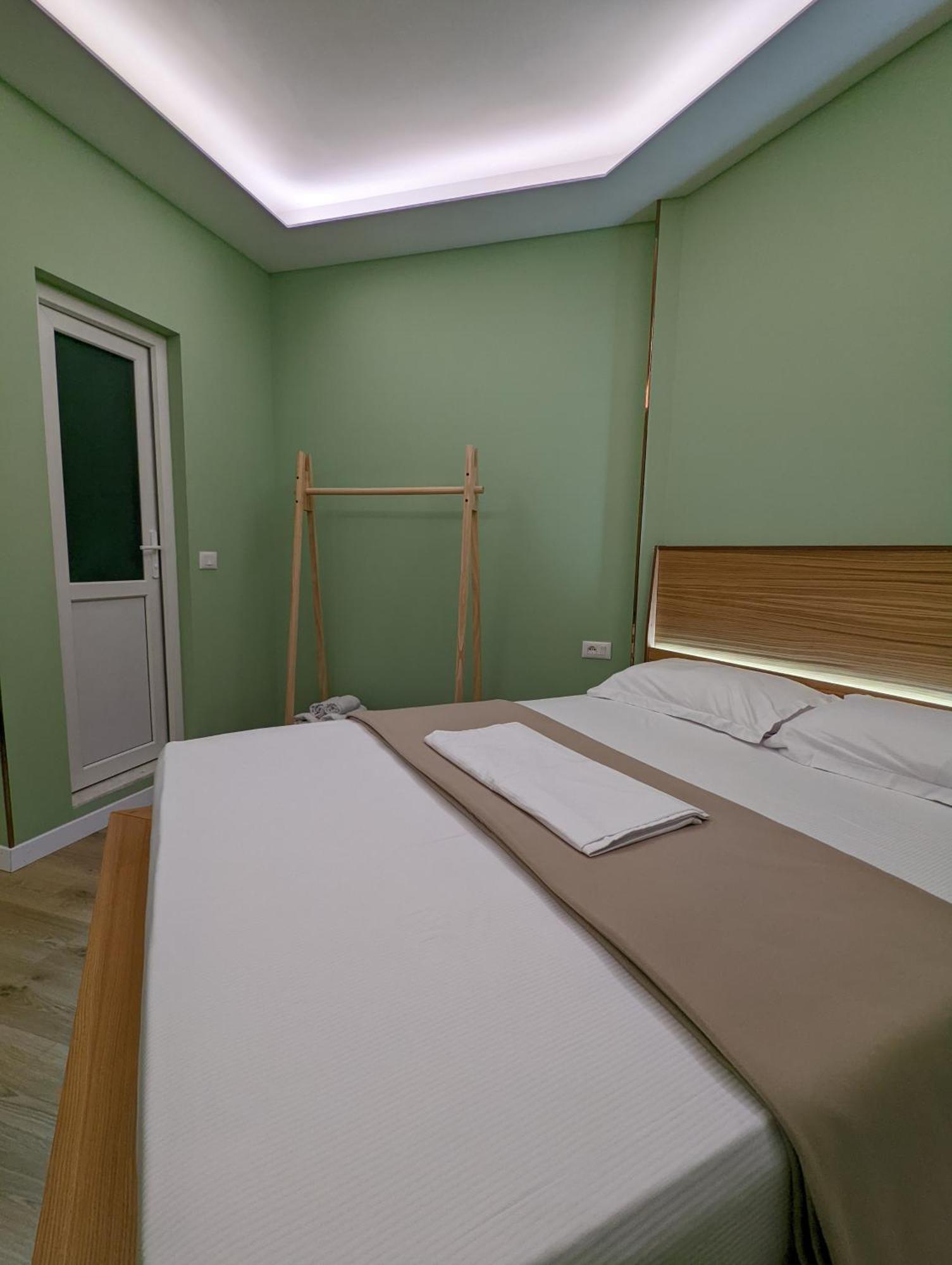 Spiranca Luxury Suites Тирана Экстерьер фото