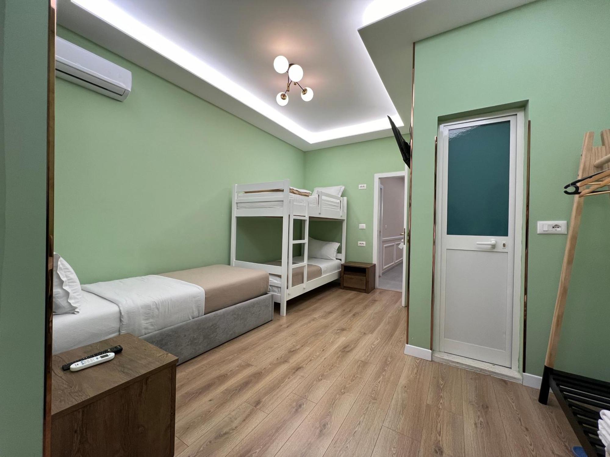 Spiranca Luxury Suites Тирана Экстерьер фото