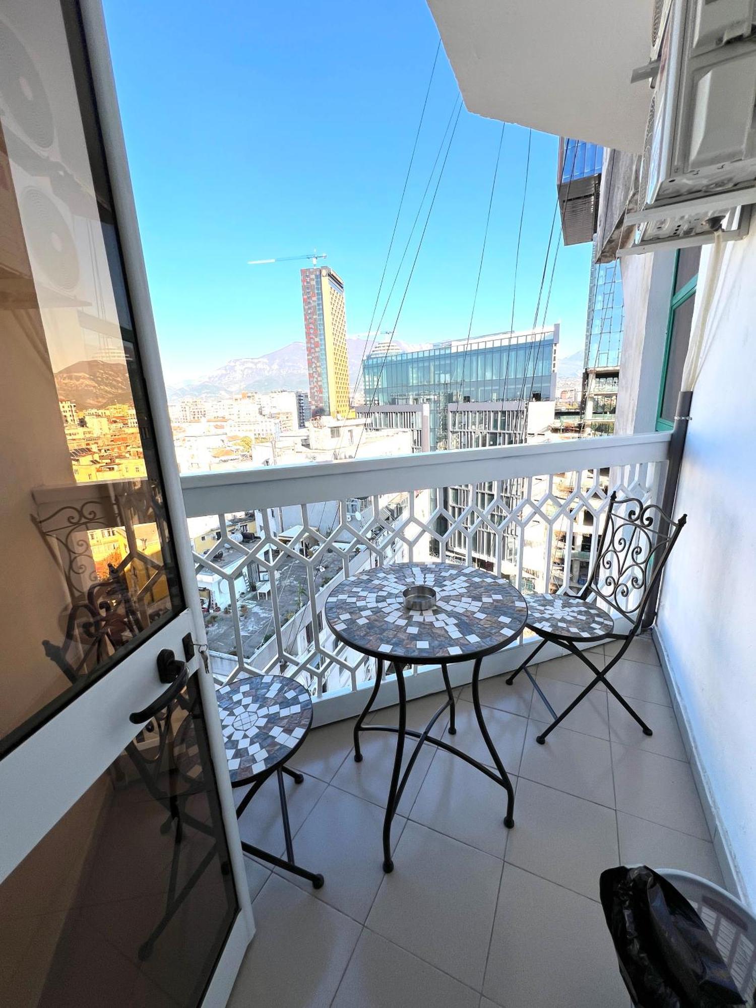 Spiranca Luxury Suites Тирана Экстерьер фото